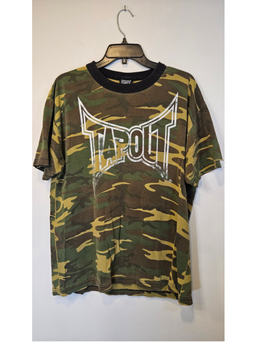 Vintage Y2K Tapout Camo T Shirt Large USA Double Sided MMA Distressed